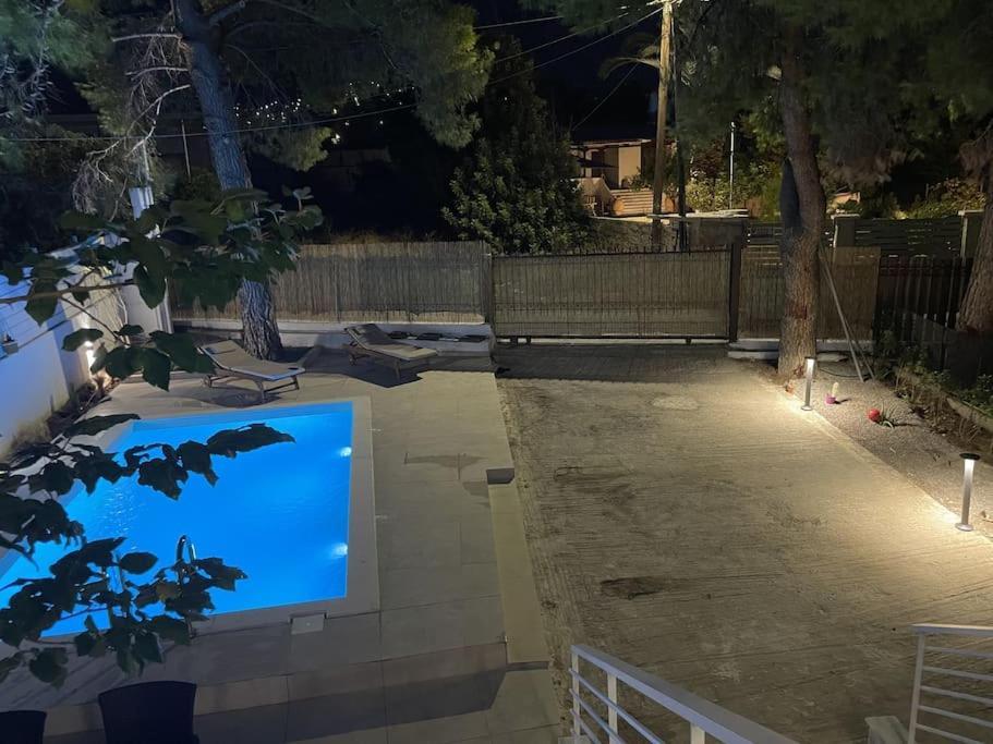 Villa Helio Kineta Bagian luar foto