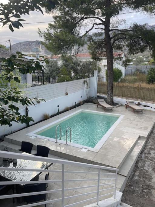 Villa Helio Kineta Bagian luar foto
