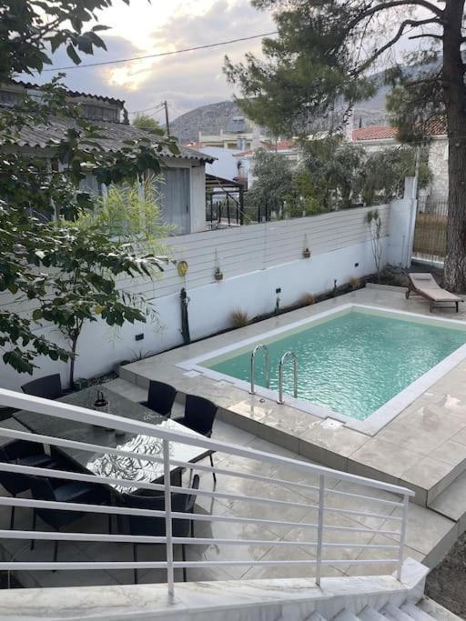 Villa Helio Kineta Bagian luar foto