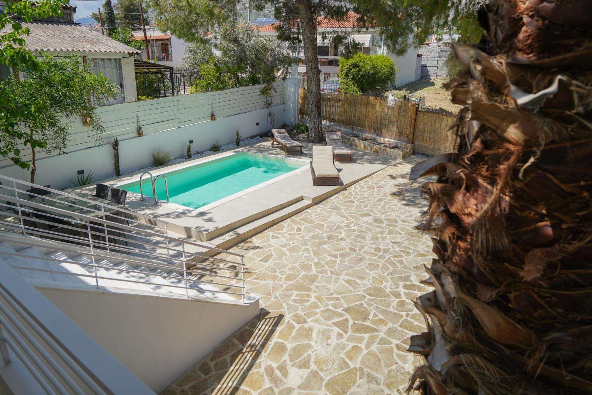 Villa Helio Kineta Bagian luar foto